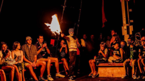 Yea-Events-pirate-ship-show-los-cabos-Bucaneer-Queen-night-show