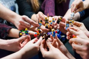 yea-events-lego-virtual-team-building-Lego-by-teams